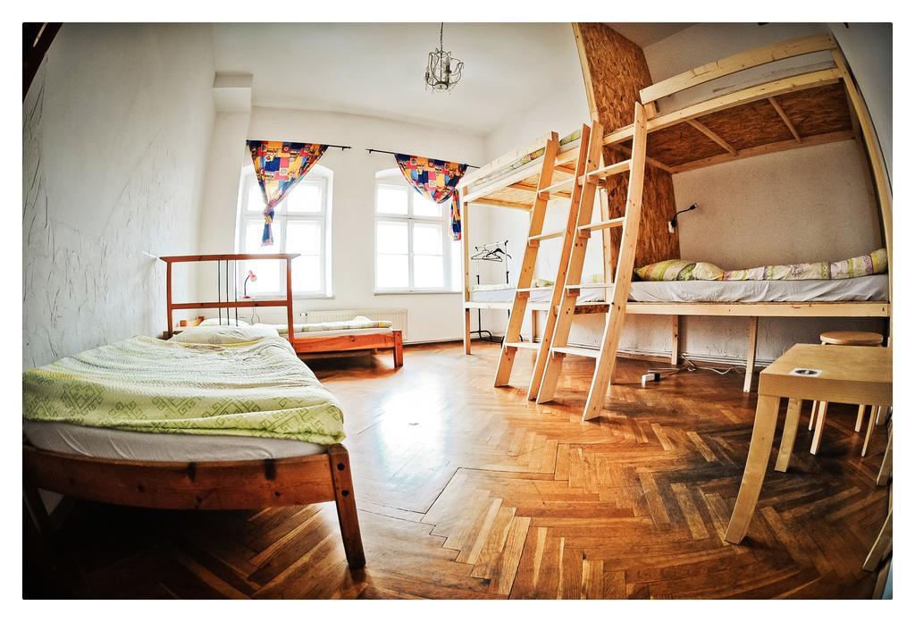 Hostel Bemma - Ozonowane Pokojeヴロツワフ エクステリア 写真
