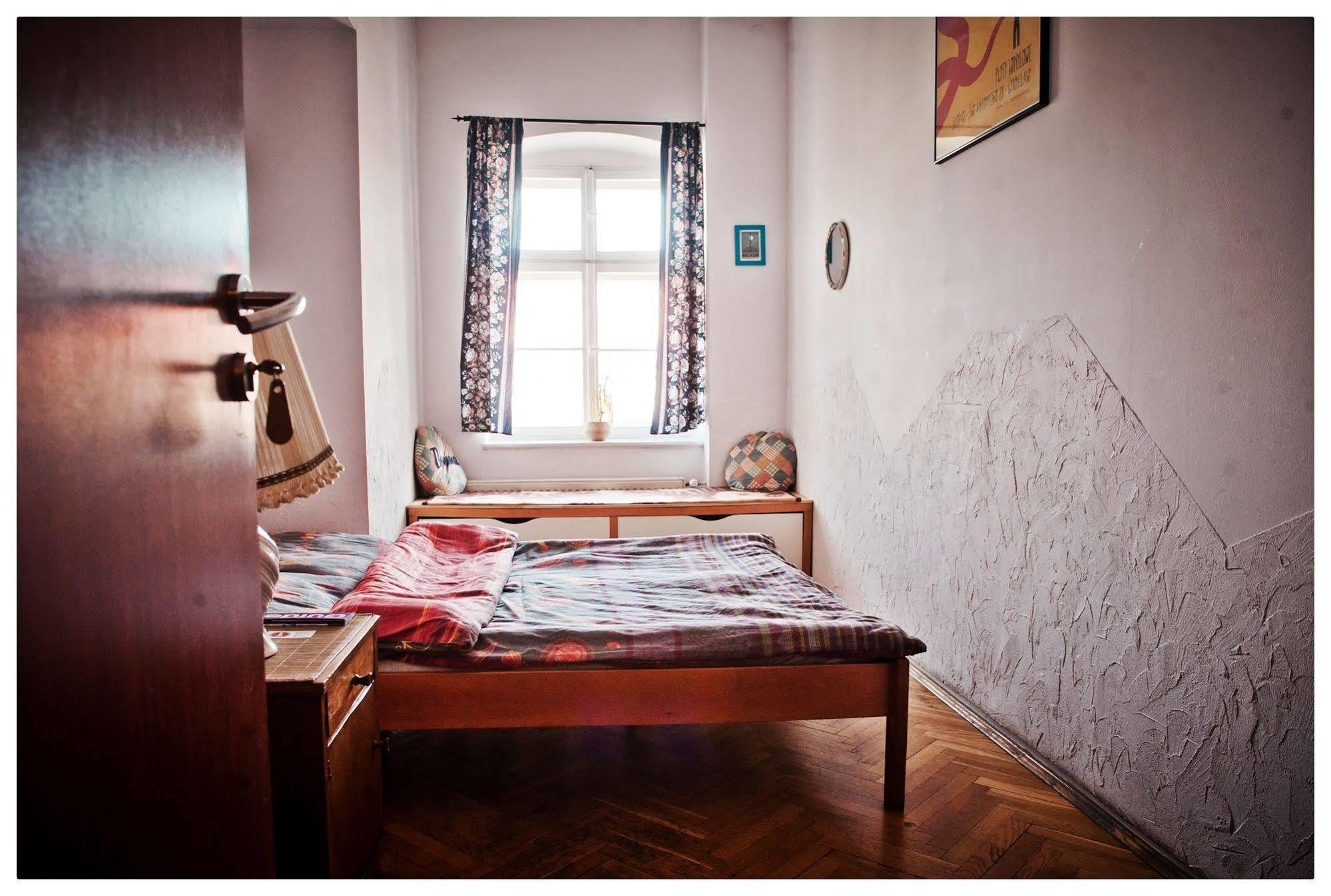 Hostel Bemma - Ozonowane Pokojeヴロツワフ エクステリア 写真